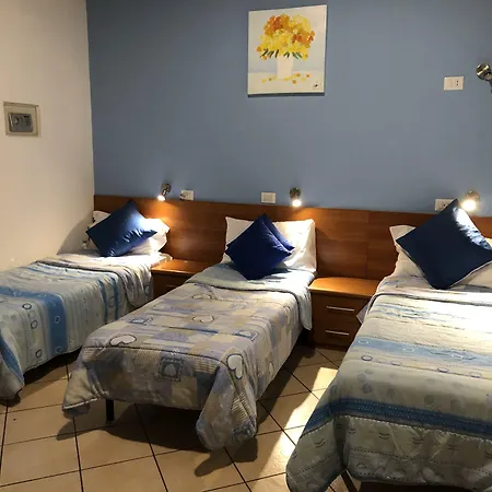 Хостел Freedom Traveller Рим