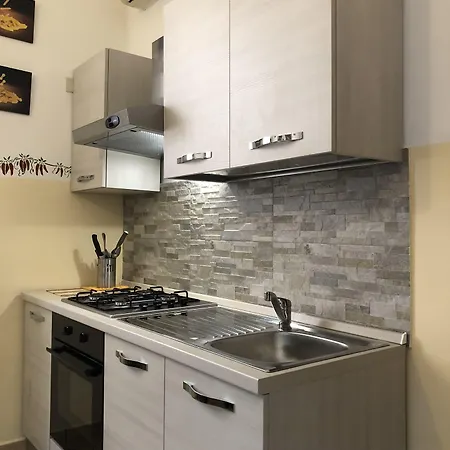 Хостел Freedom Traveller *