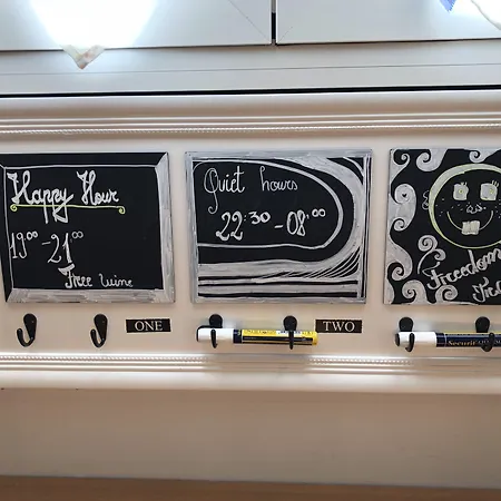 Freedom Traveller Хостел