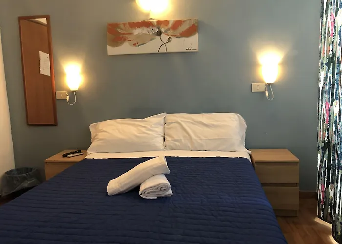 Freedom Traveller 호스텔 *