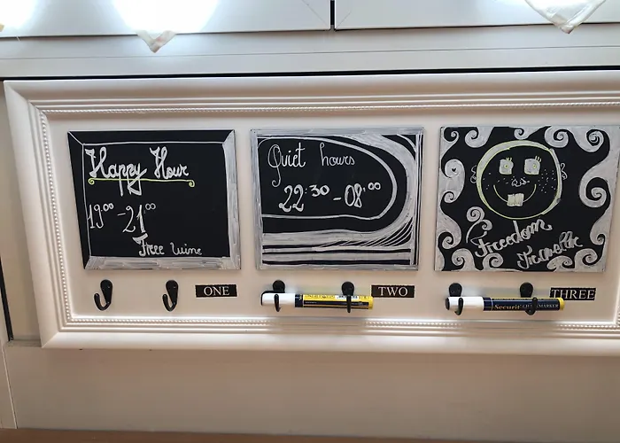 Freedom Traveller 호스텔