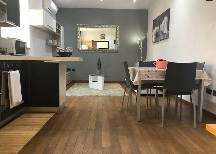 Freedom Traveller Hostel *