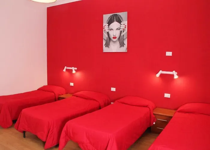 Freedom Traveller Hostel *