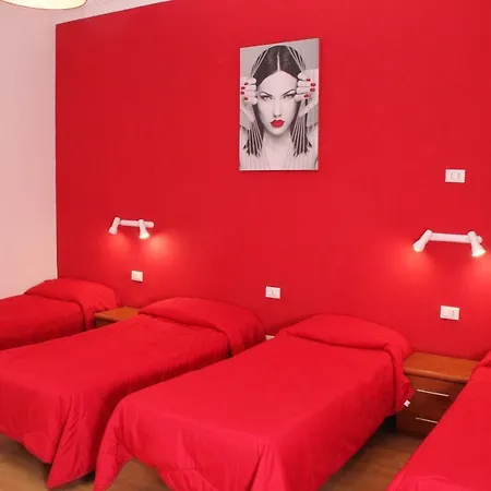 Freedom Traveller Hostal *